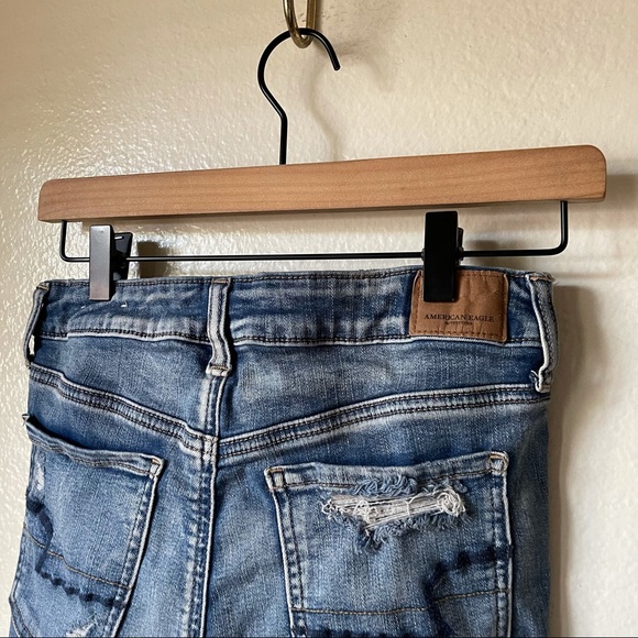 American Eagle | High Rise Crochet Pocket Shorts - Picture 4 of 7